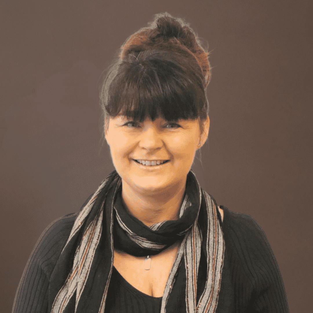 Abi-brown-background-1